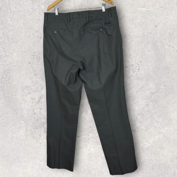 Dockers D3 Mens Dress Pants Grey Trousers Size 38 by 34 Cotton Pockets Minimal - Picture 3 of 12